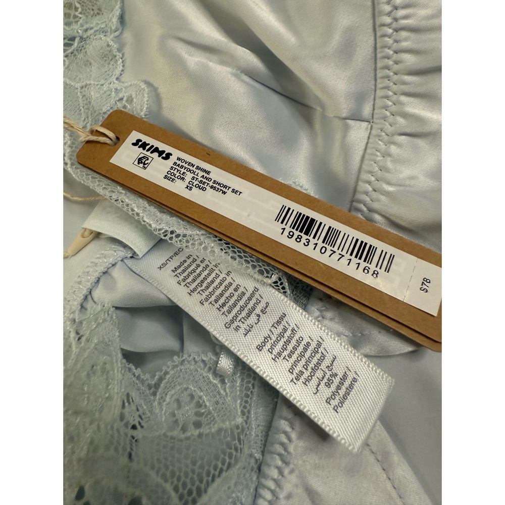 SKIMS | Woven Shine Babydoll and Short Set | XS | Cloud - Picture 4 of 8